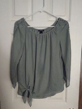 Small Alyx Sage Green 2 In 1 Top Like New.